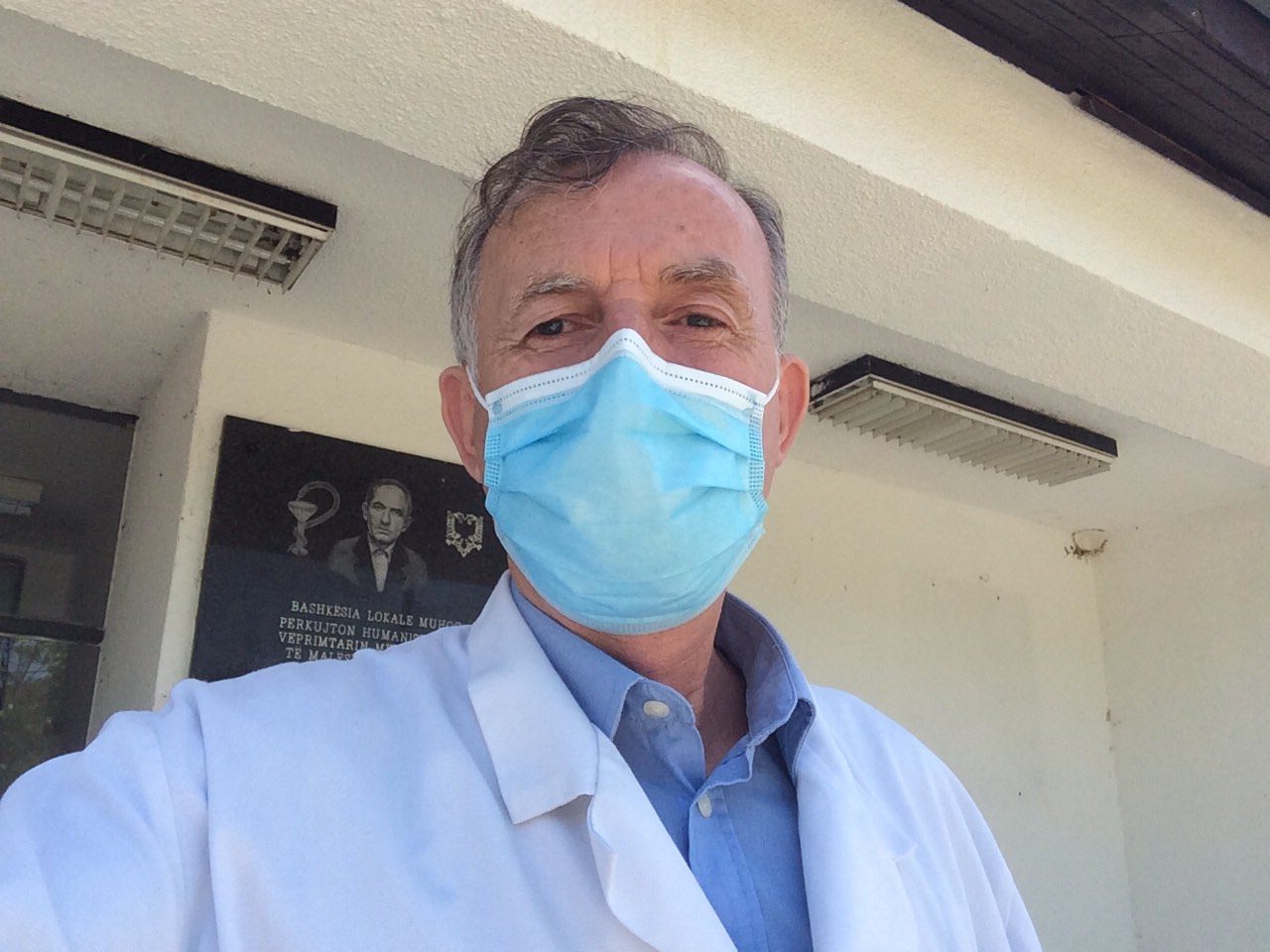 Dr. Salihu: Kemi zbutje të situatës me Covid por asesi nuk duhet të lirohemi