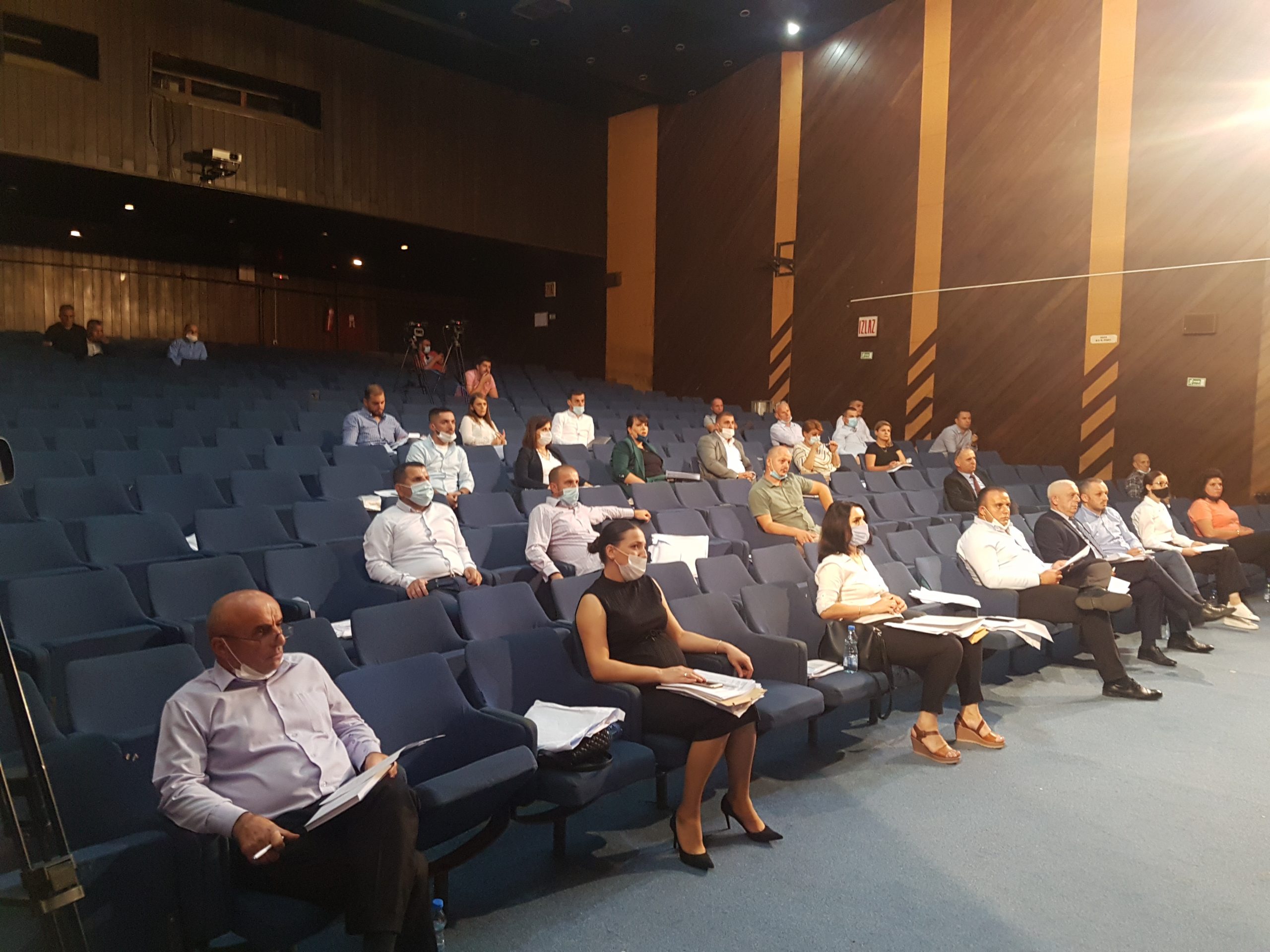 Kuvendi Komunal i Bujanocit diskutoi rreth barnatores, munguan këshilltarët e APN-së