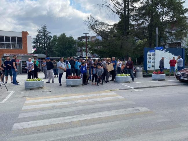 Protesta për mungesën e ujit, drejtuesit komunal premtojnë zgjidhje