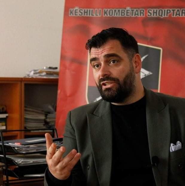 MUSTAFA: TË REAGOJ BASHKËSIA NDËRKOMBËTARE NDAJ “IDEVE TË MËDHA” KËRCËNUESE TË PRESIDENTIT VUÇIQ