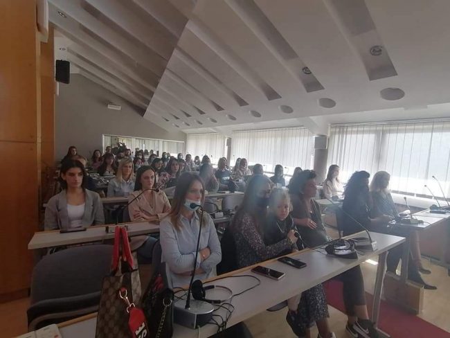 KOMUNA E BUJANOCIT ANGAZHON 40 ASISTENTË PERSONAL PËR VITIN SHKOLLOR 2021/2022