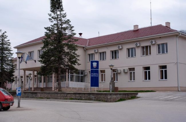 Kjo pesëshe do ta udhëheq Medvegjën deri në zgjedhjet lokale