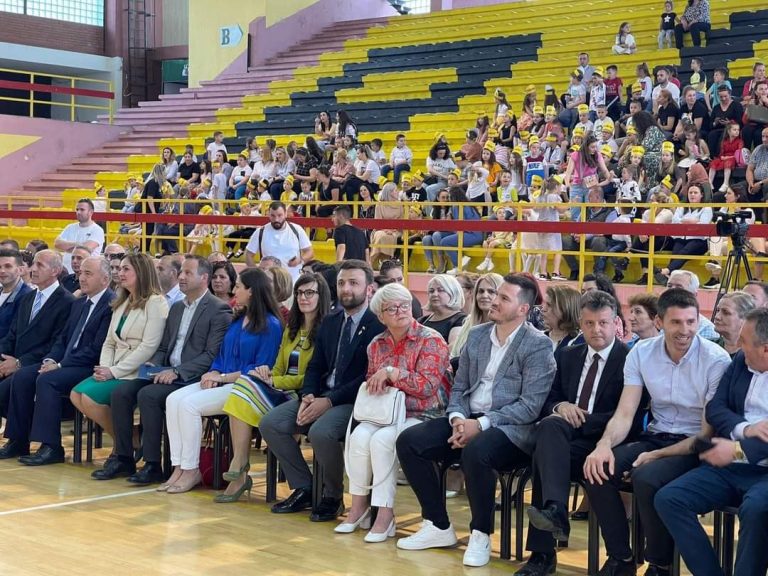 Në Pejë, u shënua manifestimi mbarëkombëtar “Festa e Abetares”, i pranishëm edhe zv/ kryetari i Preshevës