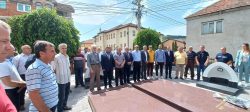 Homazhe tek lapidari (foto)