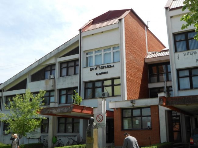 Nedostatak lifta  problem za OSI u Domu zdravlja u Bujanovcu