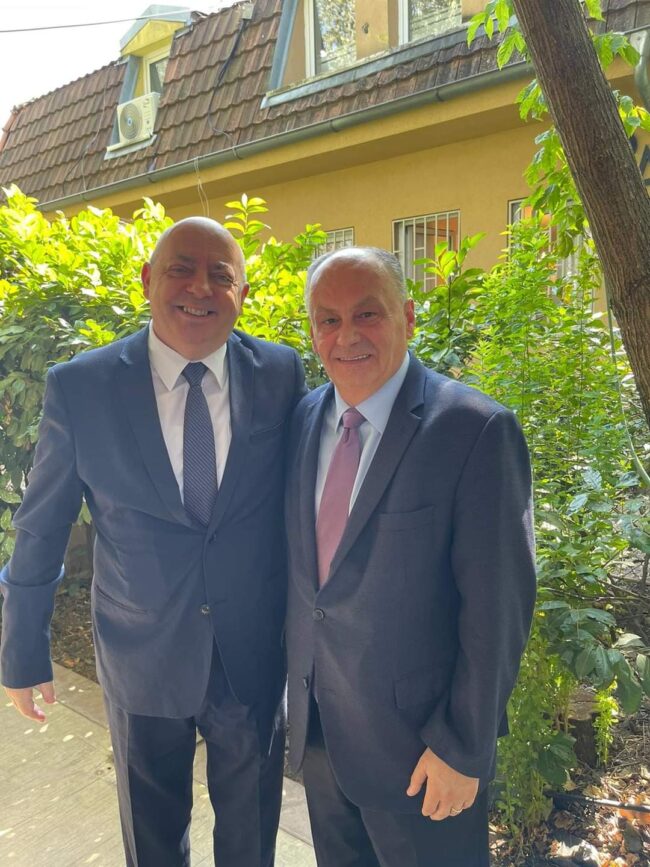 Diplomatët e Shqipërisë dhe Kosovës diksutojnë në Beograd agjendat për Luginën