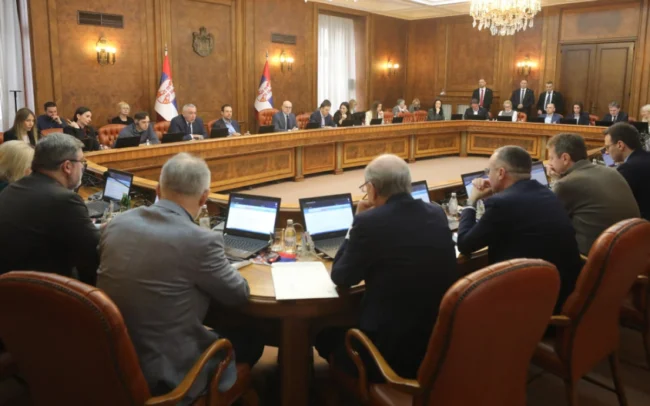 Qeveria e re në Serbi, reagime në Luginë ndaj propozimit për Demo Berishën